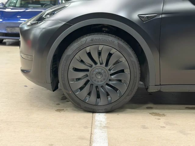 Tesla Model Y REAR WHEEL DRIVE - FULL WRAP - AUTOPILOT