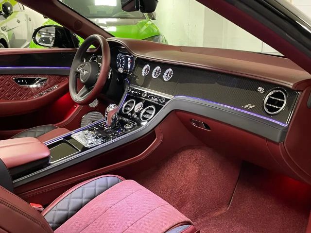 Bentley Continental GTC V8