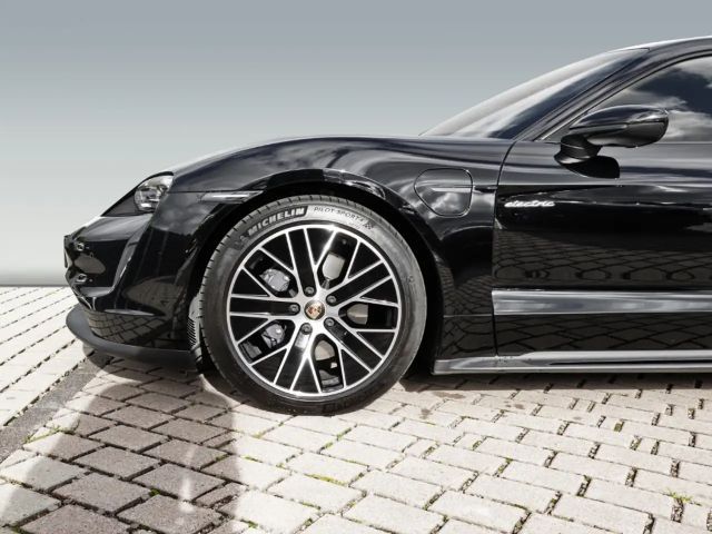 Porsche Taycan Vollausstattung NPr. 124T€