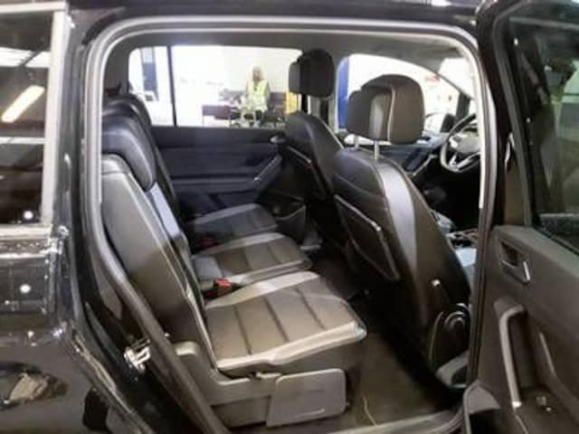 Volkswagen Touran 1.5 TSI