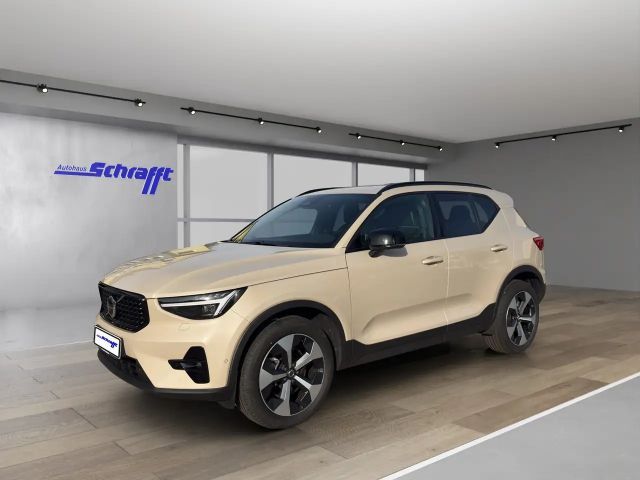 Volvo XC40 Dark Plus