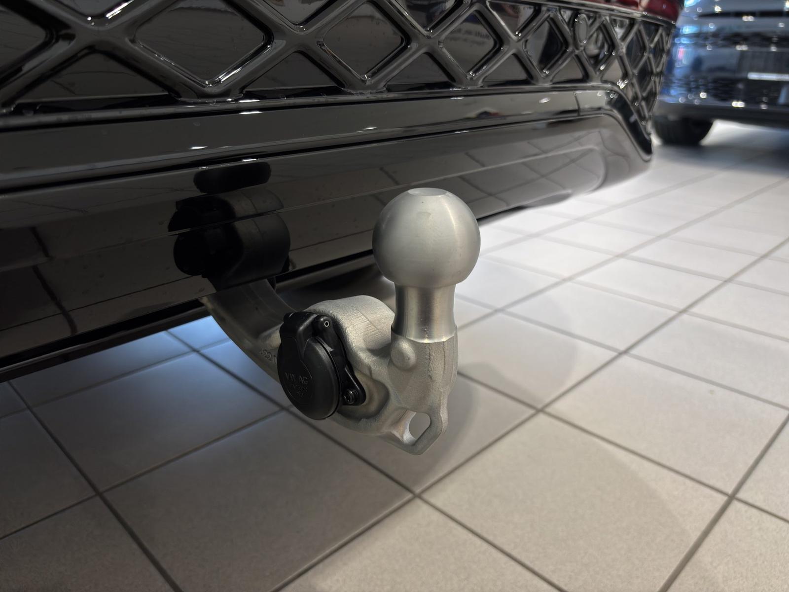 Volkswagen Tiguan IQ.Drive R-Line