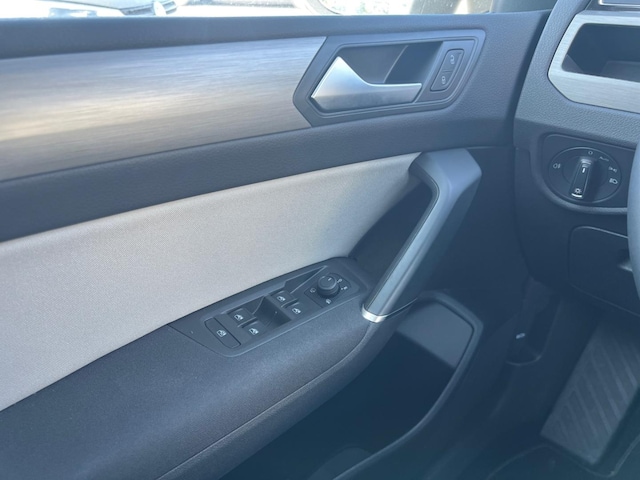 Volkswagen Touran 1.5 TSI DSG