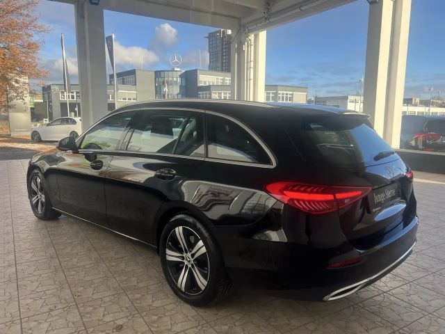 Mercedes-Benz C 180 AVANTGARDE Estate