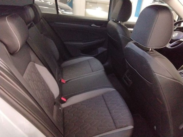 Volkswagen Golf 1.5 eTSI DSG Golf VIII