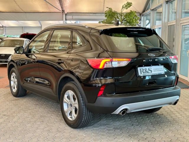 Ford Kuga Cool & Connect