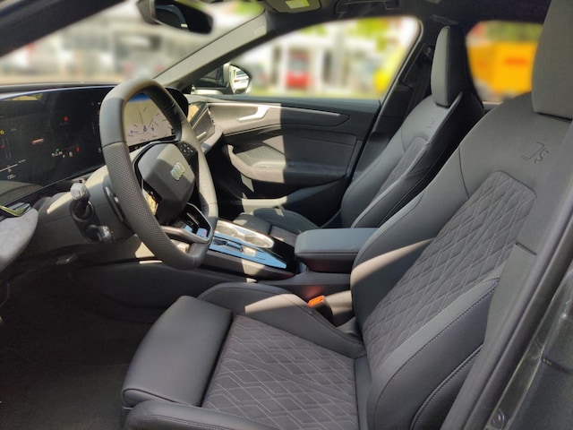 Audi A6 Avant Quattro S-Tronic