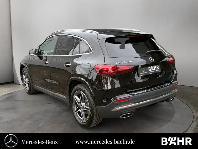 Mercedes-Benz GLA 200 AMG Line GLA 200 d