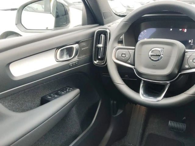 Volvo XC40 Dark Plus