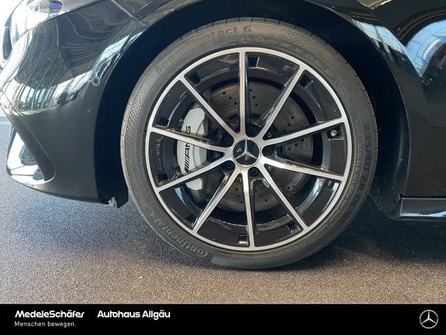 Mercedes-Benz A 35 AMG 4MATIC AMG Line