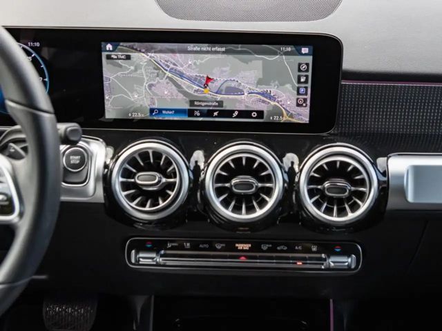 Mercedes-Benz EQB 300 4MATIC Progressive