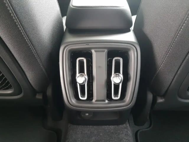 Volvo XC40 Dark Plus