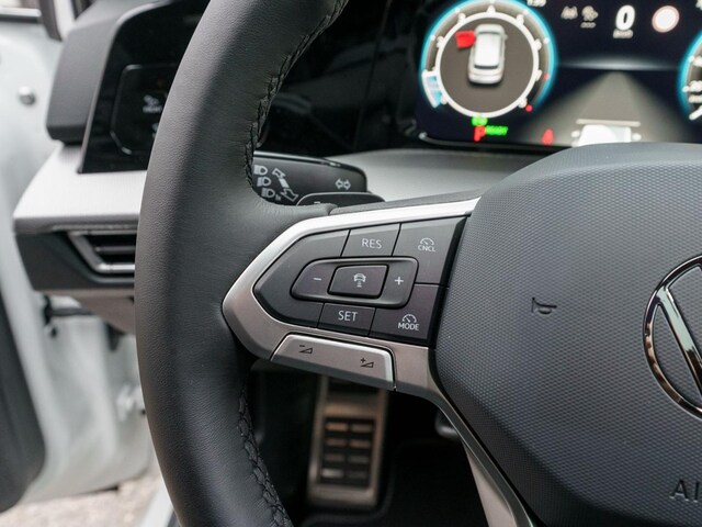 Volkswagen Golf 1.5 eTSI DSG