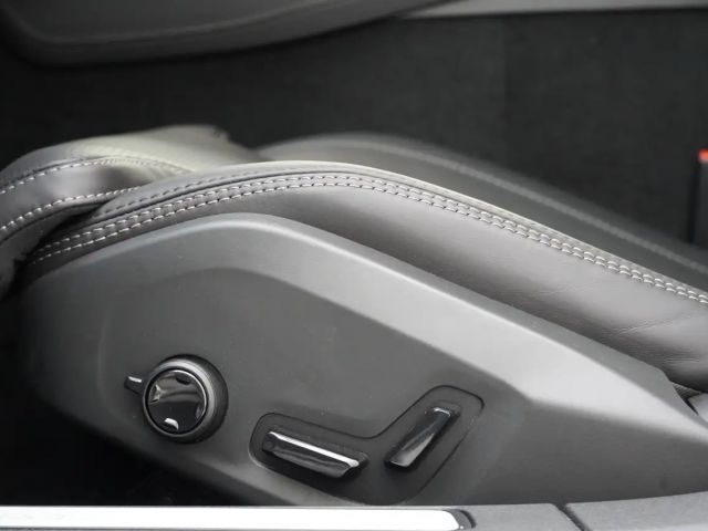 Volvo V60 AWD Plus T6