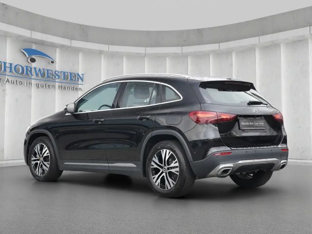 Mercedes-Benz GLA 200 Progressive