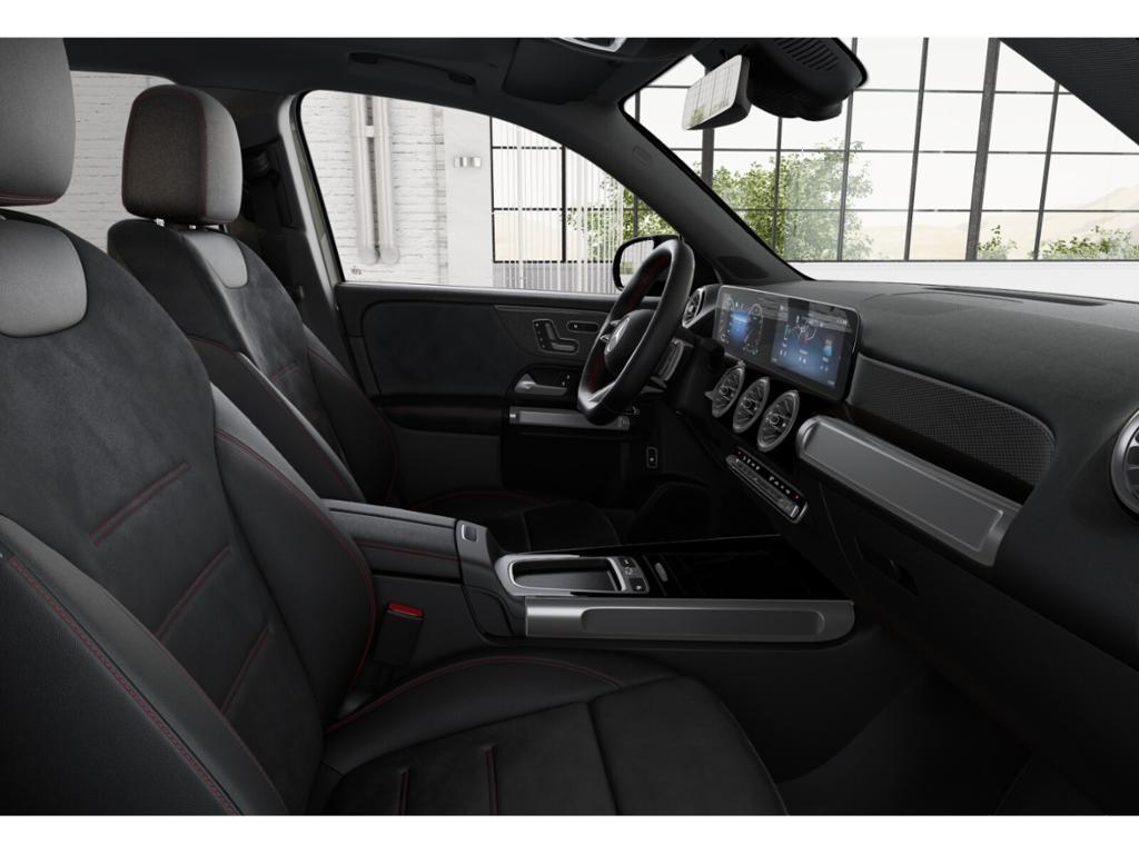 Mercedes-Benz GLB 220 4MATIC AMG Line