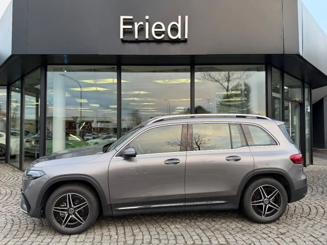 Mercedes-Benz EQB 300 4MATIC AMG Line