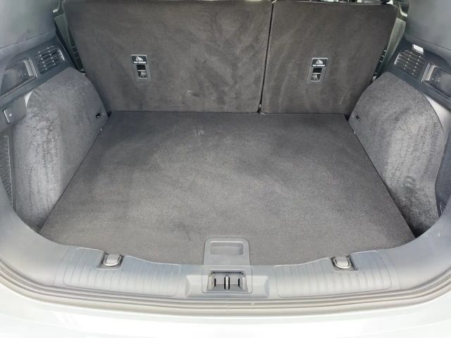 Ford Kuga Plug in Hybrid Titanium X