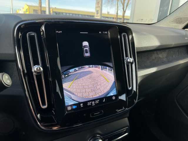 Volvo XC40 Core Recharge