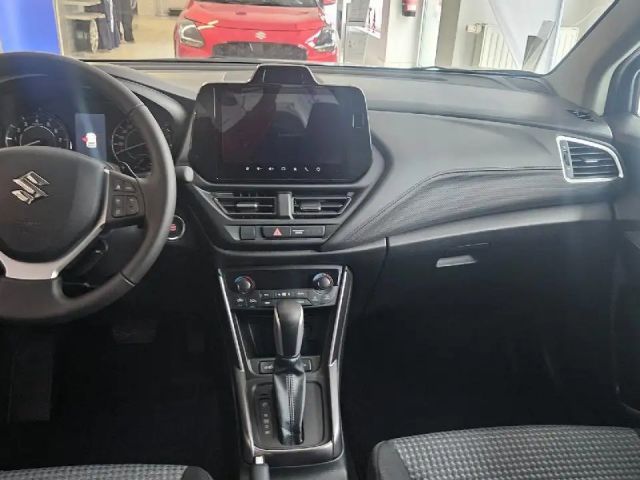 Suzuki S-Cross Hybrid