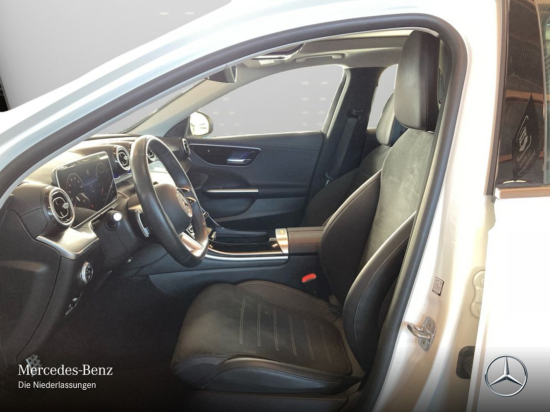 Mercedes-Benz C 180 AMG Line Sedan