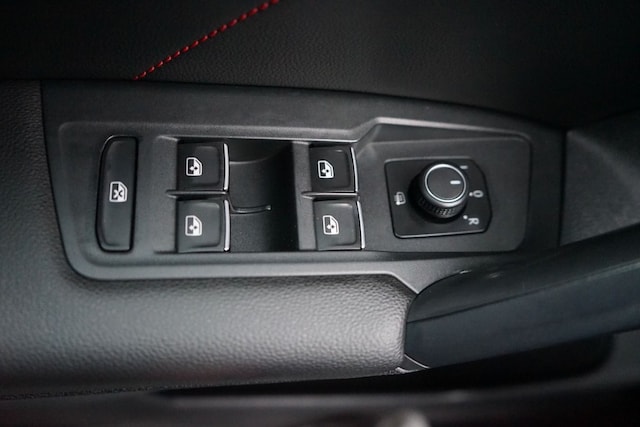 Volkswagen Tiguan 2.0 TSI 4Motion Sport