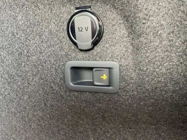 Volkswagen Golf 2.0 TDI R-Line Variant