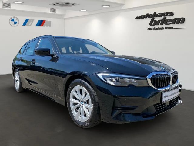BMW 320 320e Touring xDrive