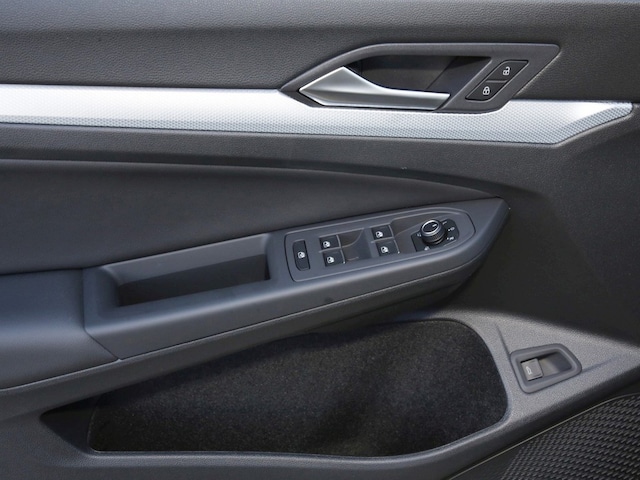 Volkswagen Golf 2.0 TDI DSG Life Variant