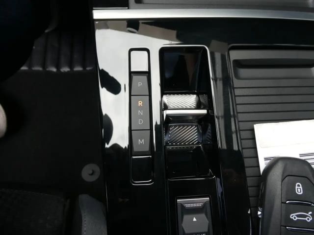 Opel Astra 1.2 Turbo Edition Turbo