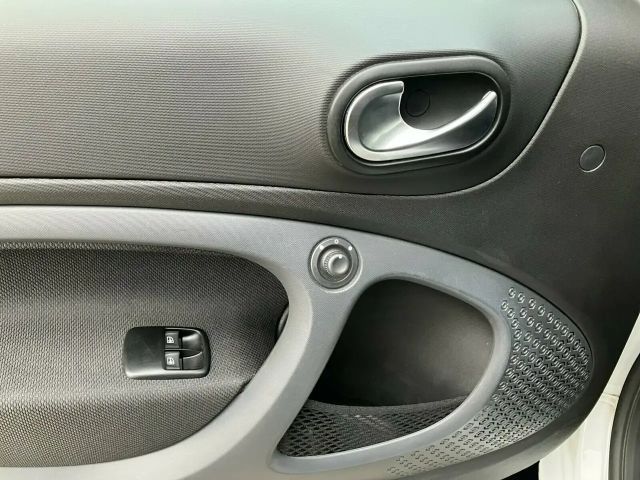 Smart EQ fortwo Cabrio Passion