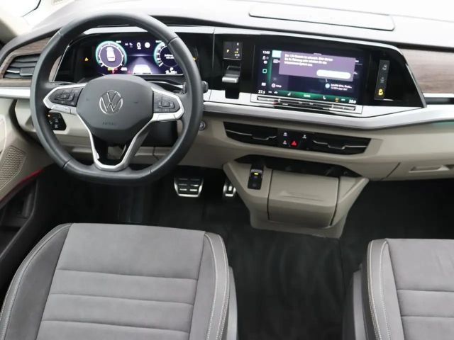 Volkswagen Multivan DSG Lang Style T7