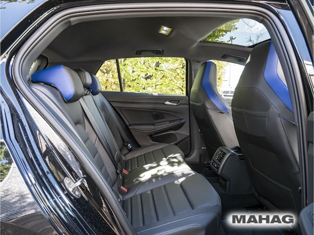 Volkswagen Golf 2.0 TSI Golf VIII