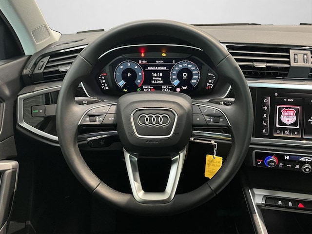 Audi Q3 35 TDI S-Line S-Tronic