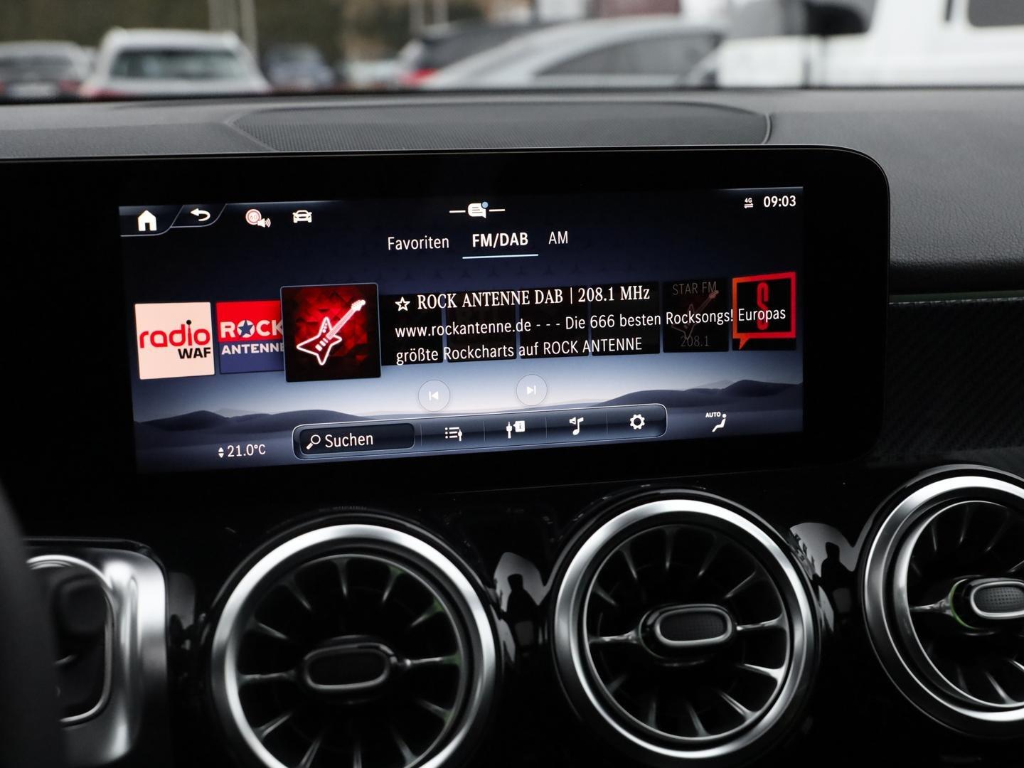 Mercedes-Benz GLB 220 4MATIC