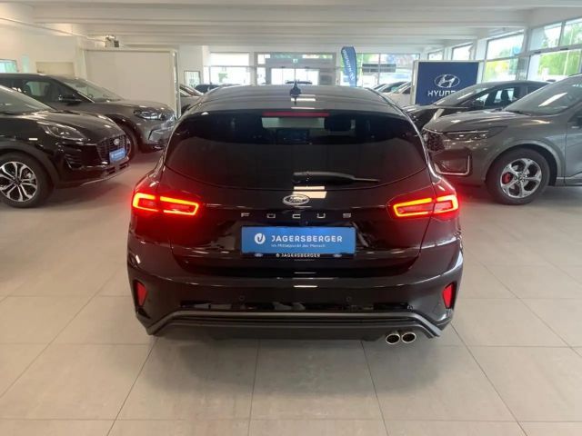 Ford Focus EcoBoost ST Line