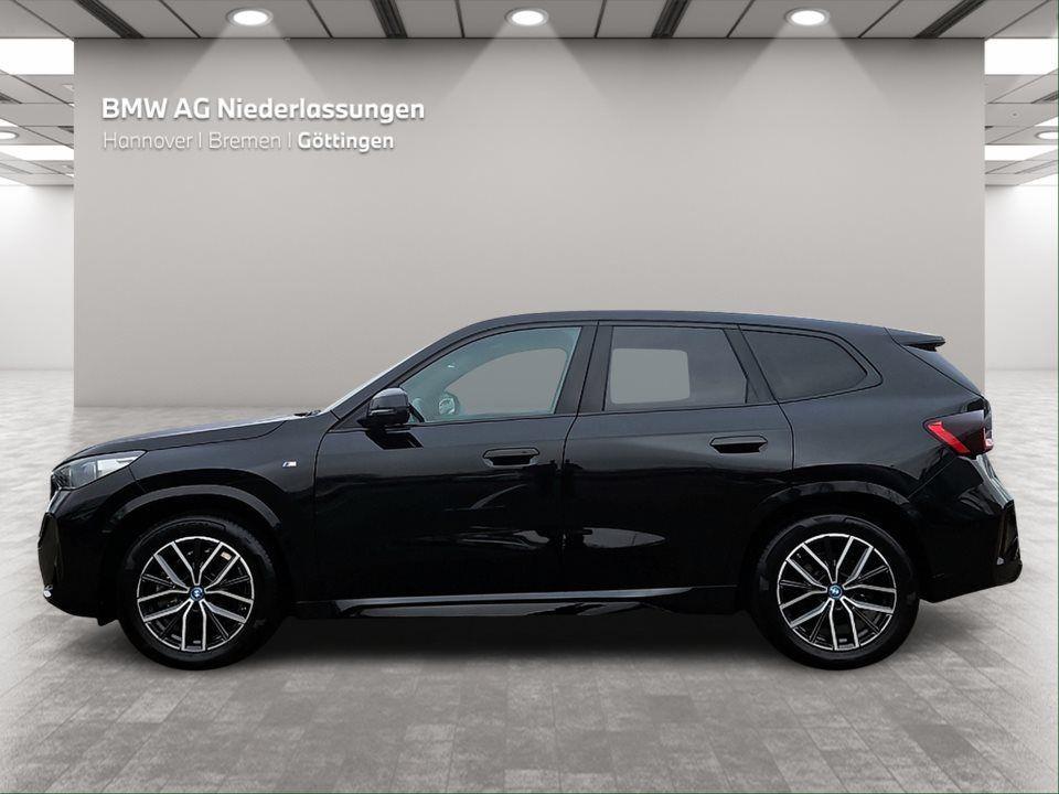 BMW iX1 xDrive30