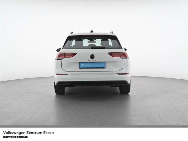 Volkswagen Golf Life Variant