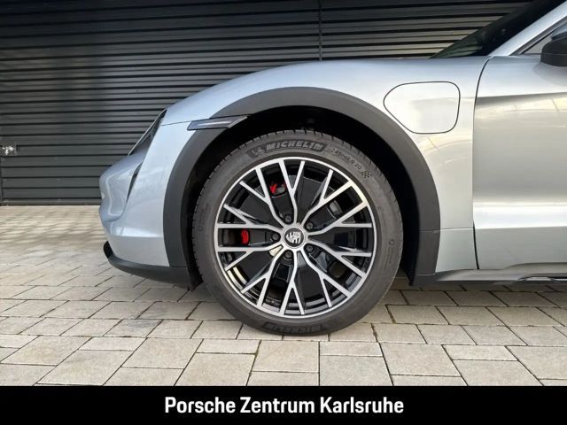 Porsche Taycan 4S Cross Turismo