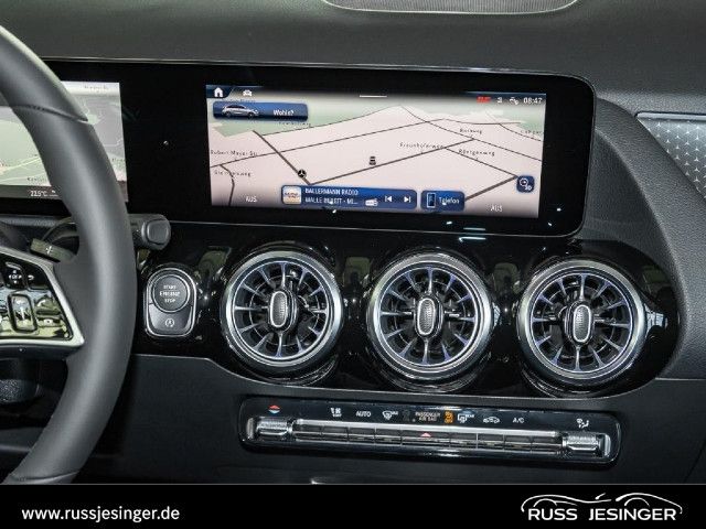 Mercedes-Benz B 220 4MATIC Sedan