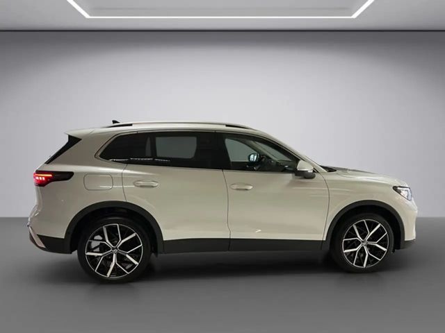 Volkswagen Tiguan 1.5 eTSI DSG
