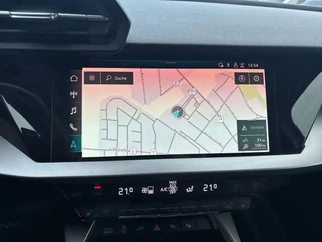 Audi A3 Hybride S-Line Sedan