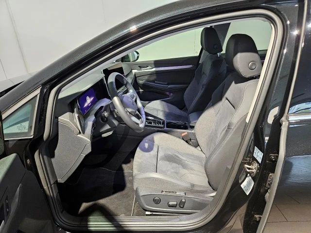 Volkswagen Golf 1.5 eTSI DSG Style