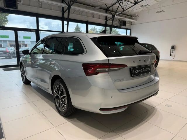 Skoda Octavia Combi Tour