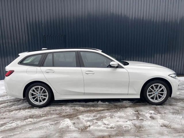 BMW 318 318i Touring