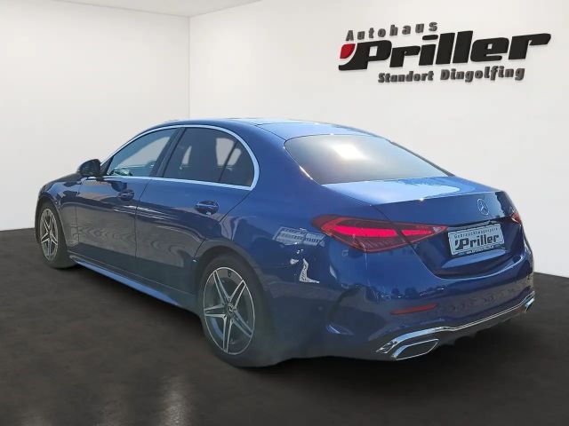 Mercedes-Benz C 220 AMG Line C 220 d Sedan