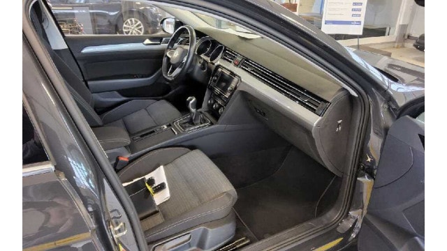 Volkswagen Passat 2.0 TDI Business DSG Variant