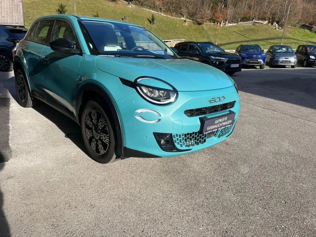 Fiat 600e 600 Hybrid 100 6-Gang eDCT