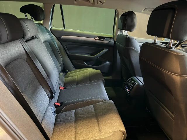 Volkswagen Passat Business DSG Variant
