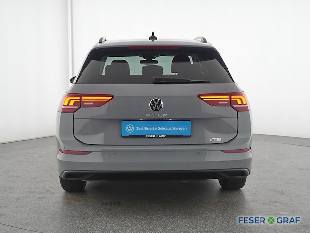 Volkswagen Golf 1.5 TSI DSG Life Variant